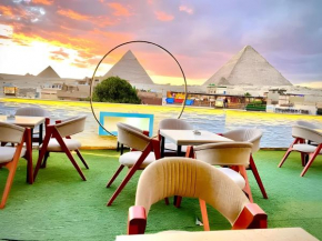 Holiday pyramids Inn
